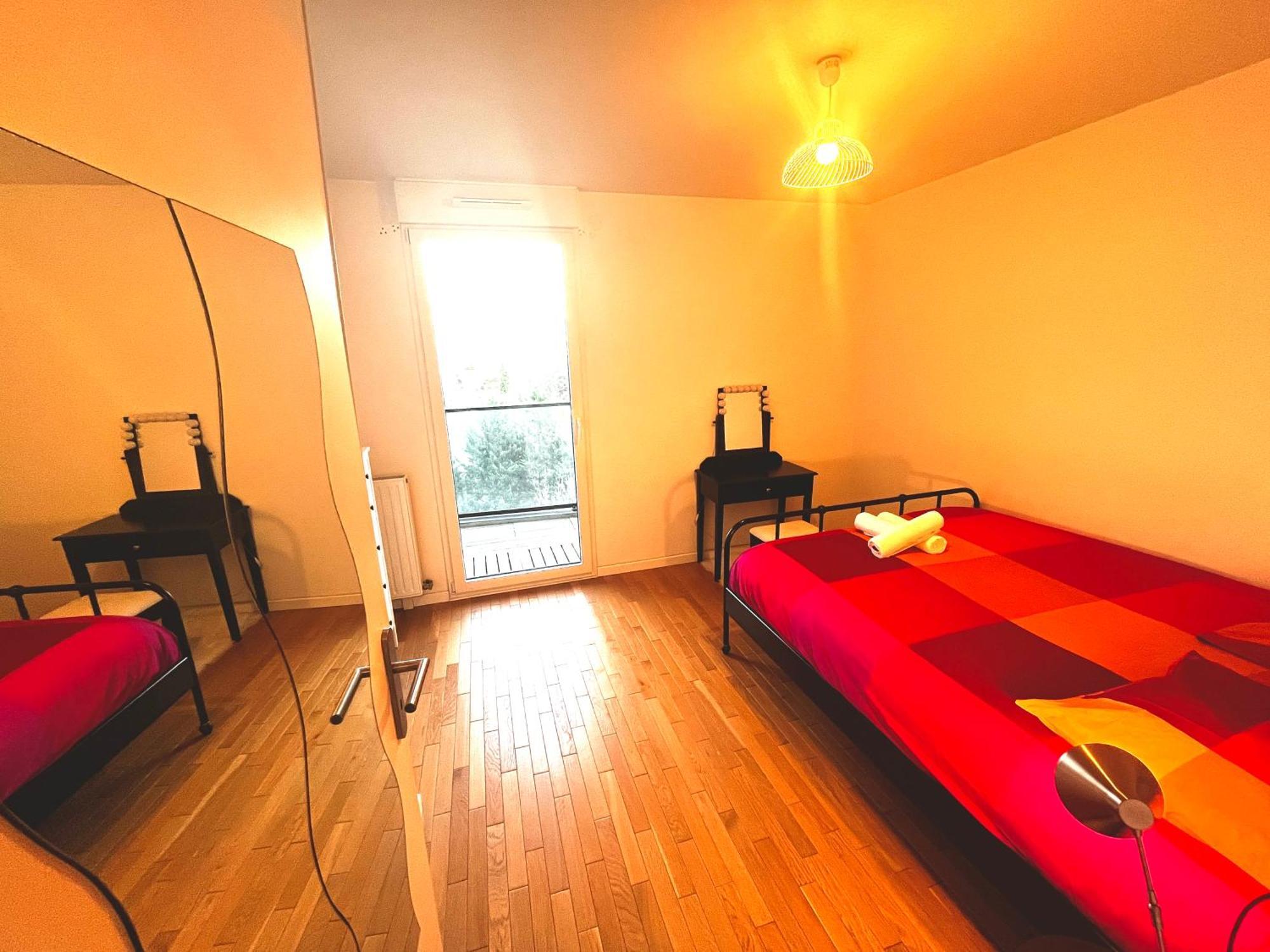 Bois-Colombes Elysee Lumiere Residence Prestige Paris-La Defense מראה חיצוני תמונה