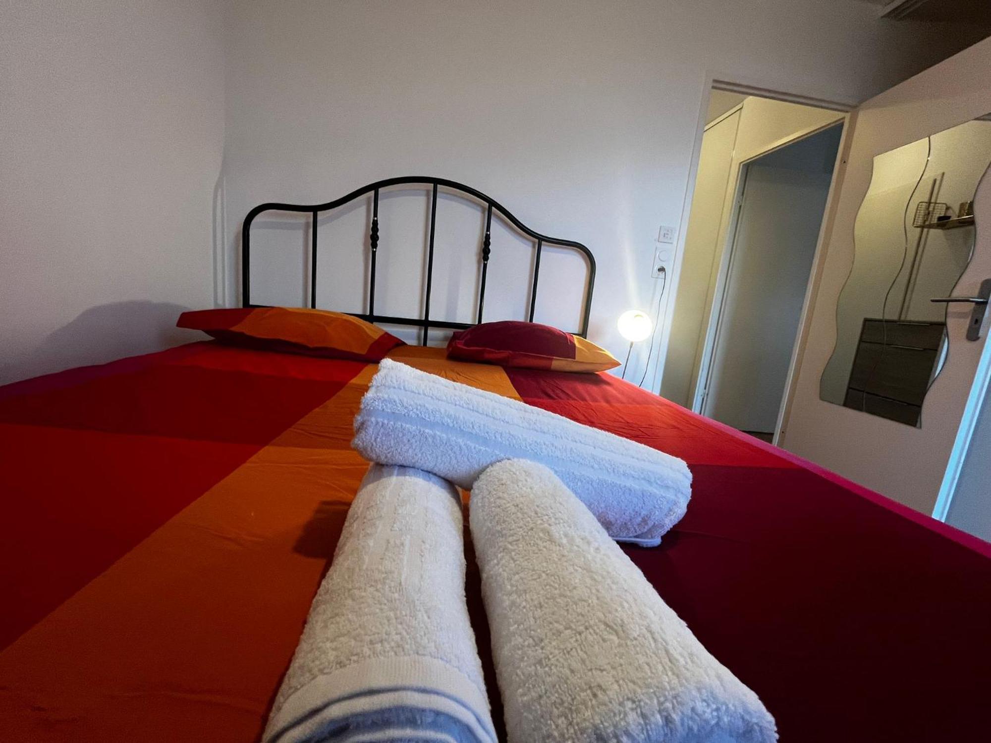 Bois-Colombes Elysee Lumiere Residence Prestige Paris-La Defense מראה חיצוני תמונה