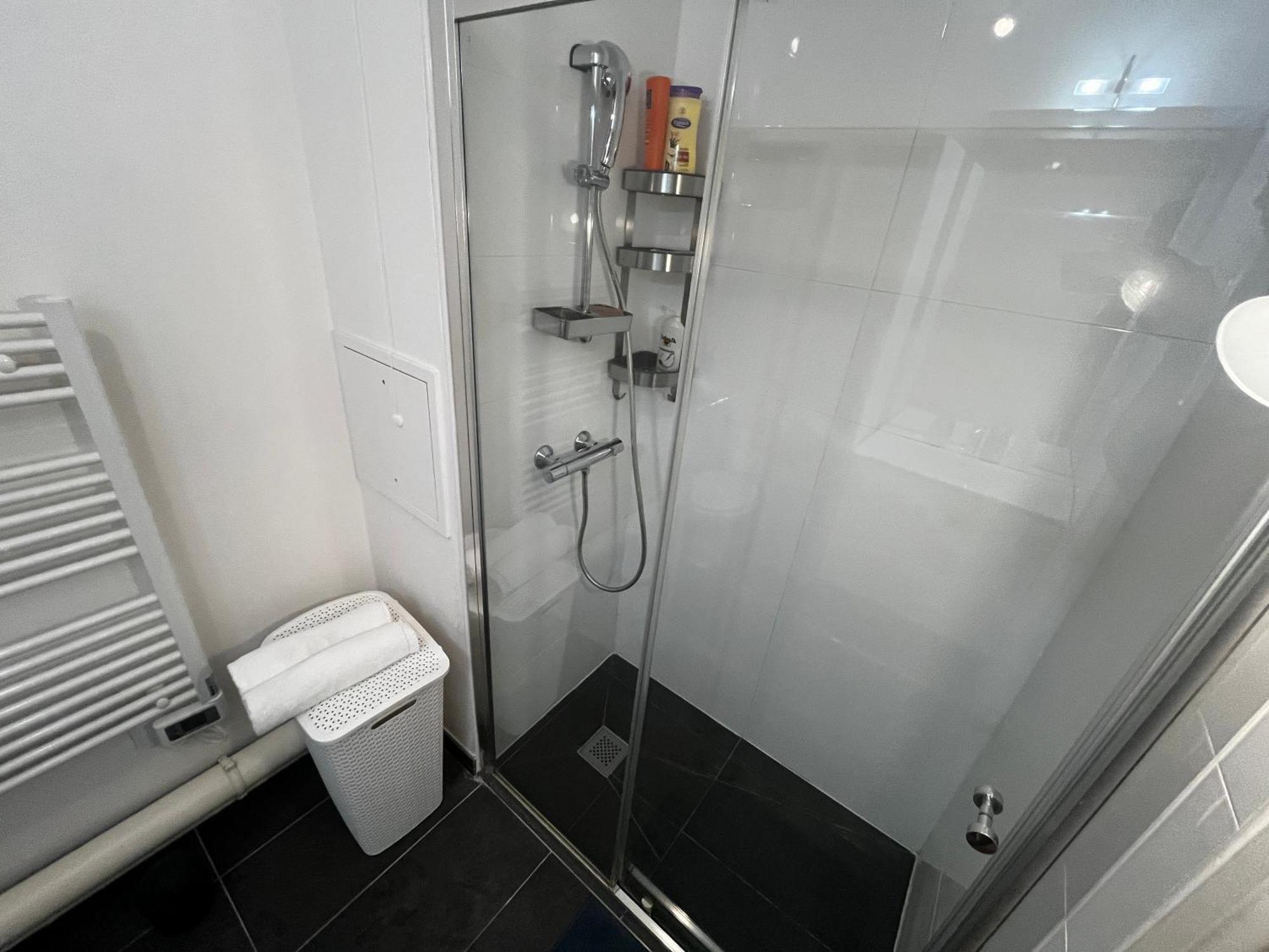Bois-Colombes Elysee Lumiere Residence Prestige Paris-La Defense מראה חיצוני תמונה